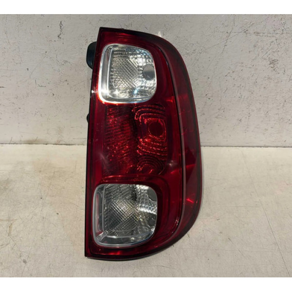 Lanterna Direita Fiat Uno Vivace 2010 2011 2012 2013 2014 Direito/passageiro Vermelho