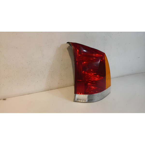 Lanterna Fiat Palio L.e 2004 2005 2006 2007 A 2012 / Origin Direito Vermelho