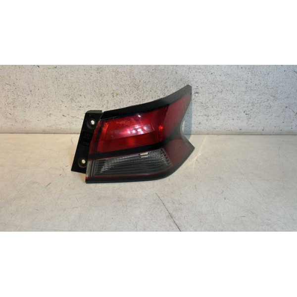 Lanterna Nissan Versa L.d 2020 2021 2022 2023 2024 / Origin Direito/passageiro Vermelho