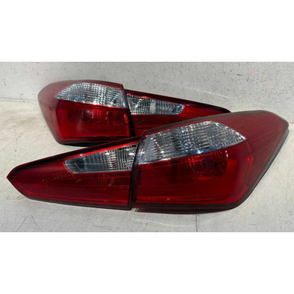 Jogo De Lanternas Kia Cerato 2014 Novo (importado) Sem Led Ambos Lados Vermelho