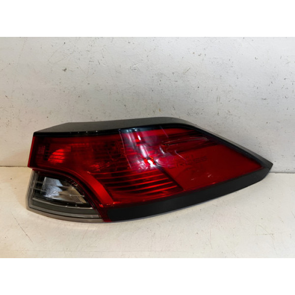 Lanterna Toyota Corolla Cross L.d 2021 2022 2023 / Original Direito Vermelho