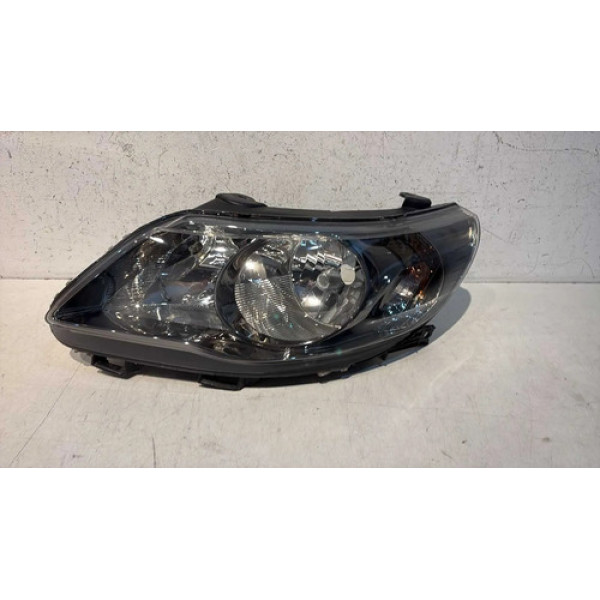 Farol Esquerdo Vw Gol Saveiro Voyage G5 2009 2010 2011 2012 Esquerdo/motorista