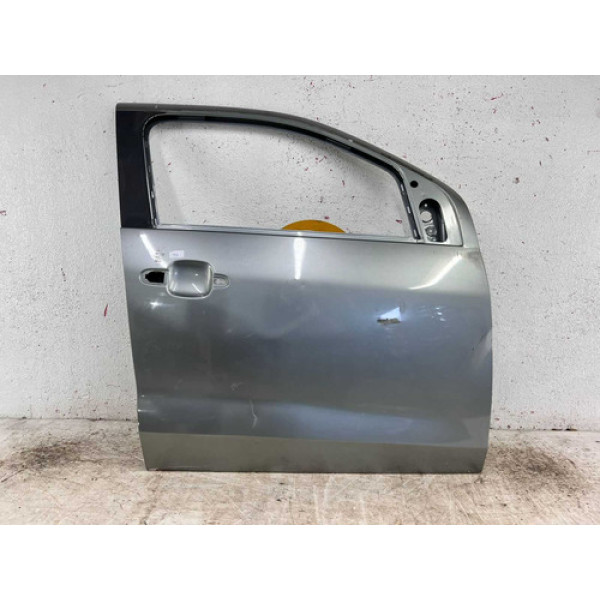 Porta Dianteira Mobi Strada 2017 2018 2019 A 2021 L.d Orig Dianteira Direito Cinza