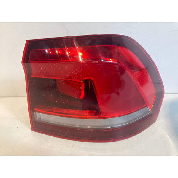 Lanterna Volkswagem Fox L.d 2015 A 2021 / Original Direito Vermelho