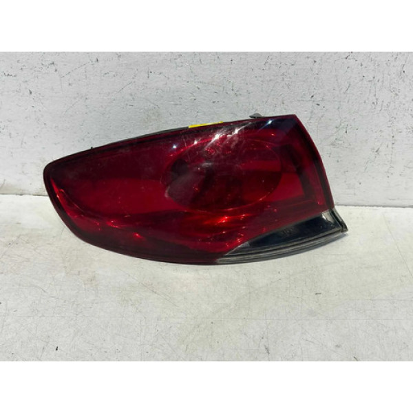 Lanterna Esquerda Canto Siena G4 2008 2009 2010 2011 2012 Esquerdo/motorista Vermelho