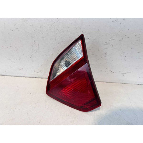 Lanterna Tampa Vw Voyage G6 2013 2014 2015 2016 L.d Original Direito/passageiro Vermelho