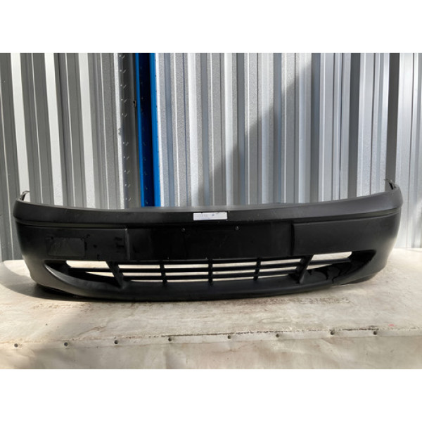 Parachoque Ford Fiesta Courier 2002 2003 2004 2005 2006 2007 Pretp