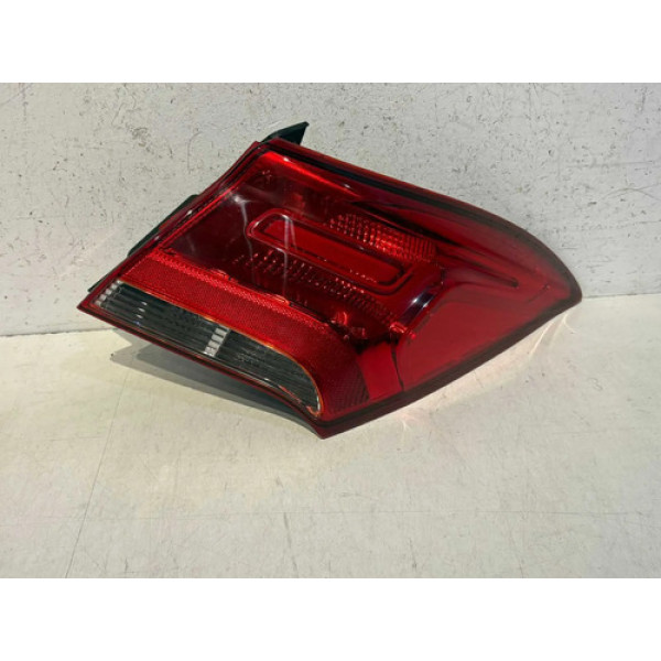 Lanterna Traseira Direita Prisma 2017 2018 2019 Usado Direito/passageiro Vermelho