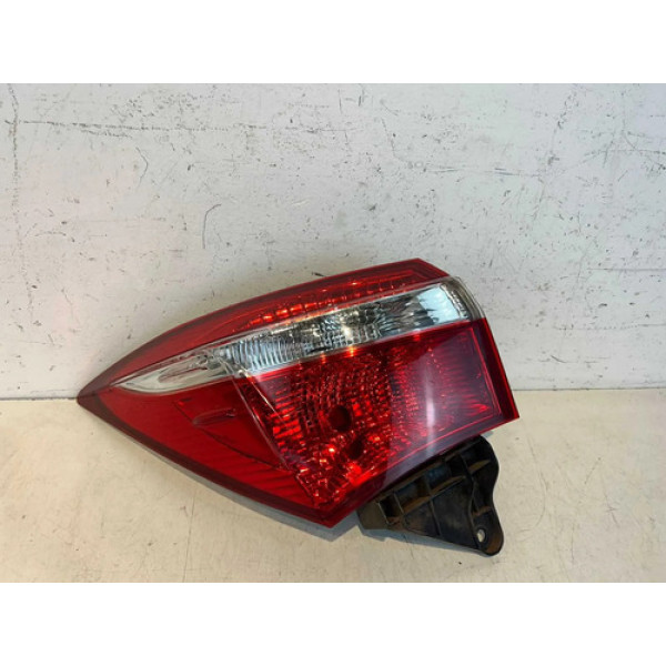 Lanterna Traseira Esquerda Corolla 2015 Até 2017 Esquerdo/motorista Transparente