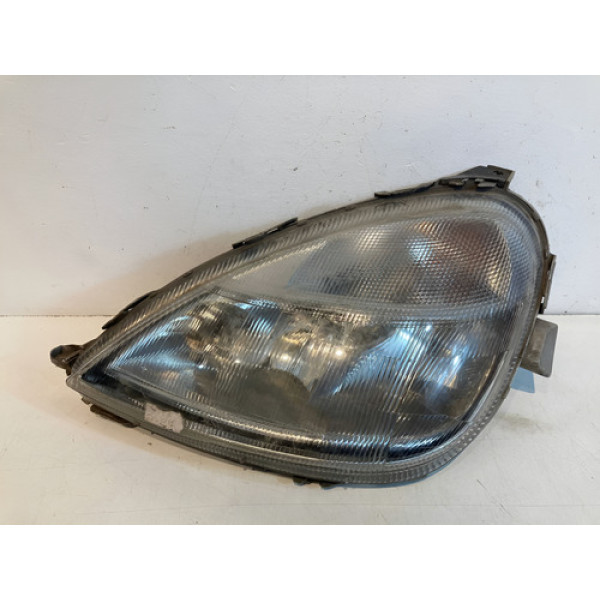 Farol Classe A 1999 2000 2001 2002 2003 2004 C/detalhe L.e Esquerdo