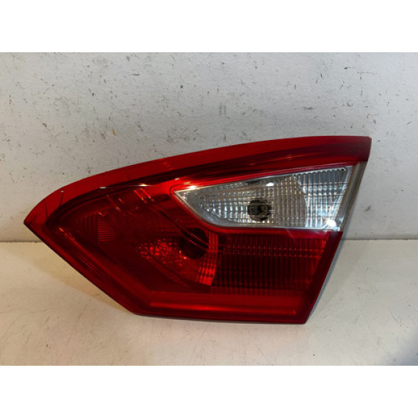Lanterna Tampa Ford Focus Sedan 2014 2015 2017 2018 / Origin Direito Vermelho