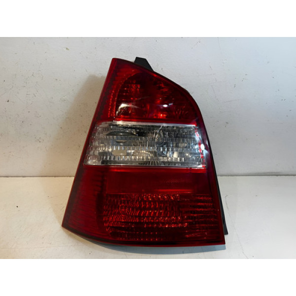 Lanterna Nissan Livina L.e 2008 2009 2010 2011 2012 / Origin Esquerdo Vermelha