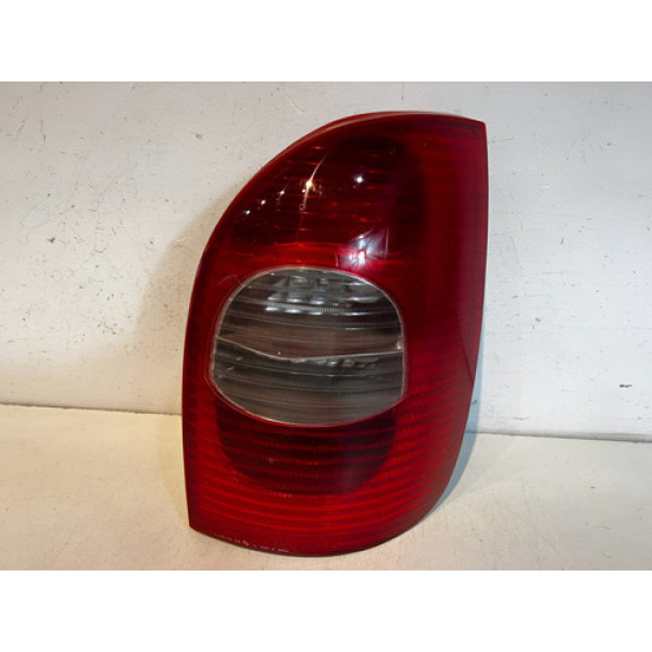 Lanterna Citroen Xsara L.d 2002 2004 2006 2008 2010 / Origin Direito Vermelho