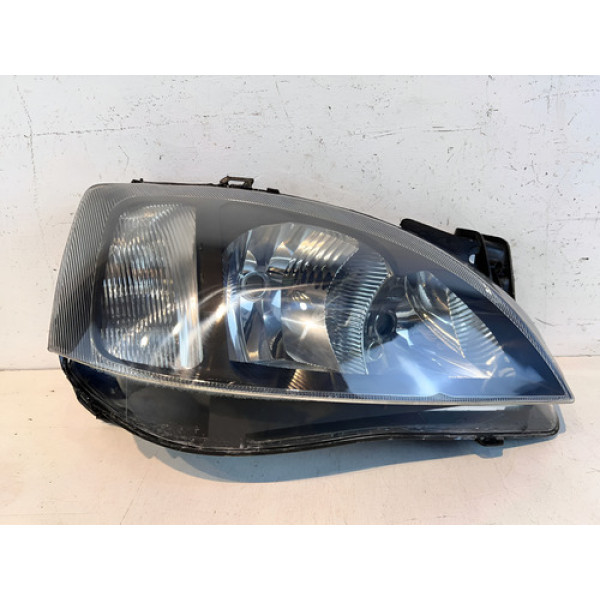Farol Gm Corsa Montana L.d 2002 2003 2004 A 2012 / Original Direito/passageiro