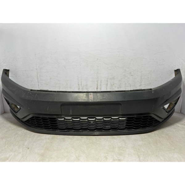 Parachoque Vw Saveiro  Robust G7 2017 2018 2019 / Original  Preto