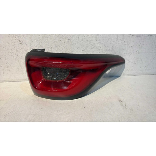 Lanterna Direita Fiat Toro 2016 2017 2018 2019 2020/2024 Direito/passageiro Vermelho