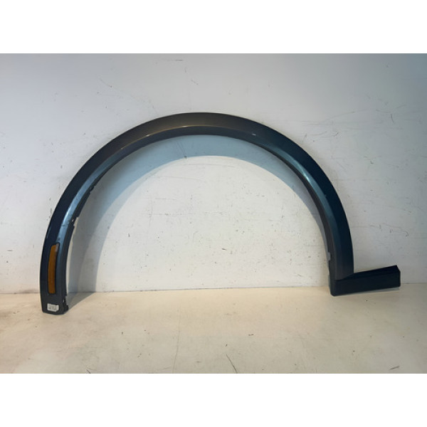 Moldura Paralama Dianteiro Mustang Mach E 2024 2025 L.e Orig Cinza