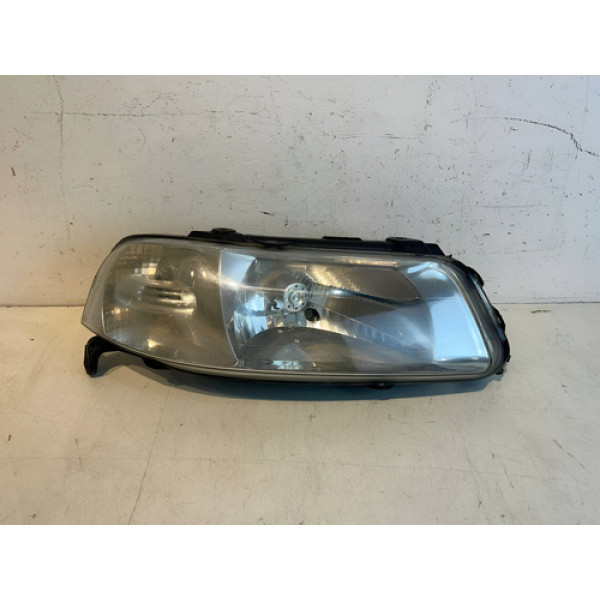 Farol Vw Gol Saveiro Parati G3 2000 2001 2002 A 2005 L.d Ori Direito/passageiro