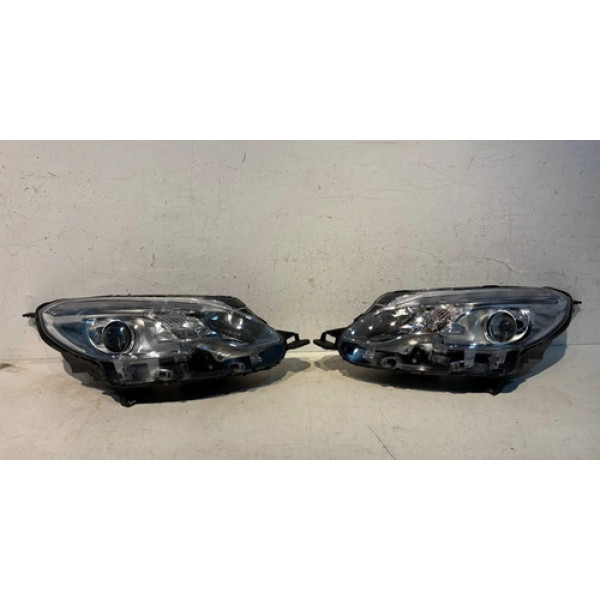 Par De Farol Peugeot 2008 2015 2016 2017 2018 19 20 21 2022 Ambos Lados