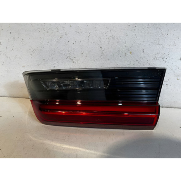 Lanterna Tampa Bmw 320i/m3 L.d 2019 2021 2022 2024 / Origina Direito Vermelho