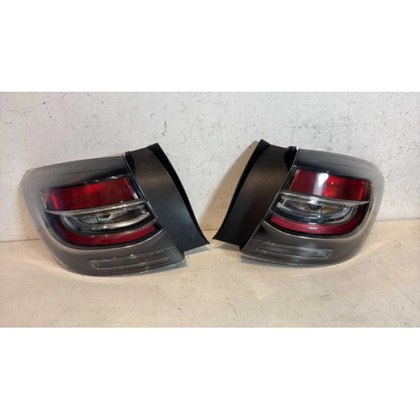 Par De Lanternas Traseiras Renault Sandero Stepway 2020/2023 Ambos Lados Preto