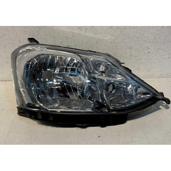 Farol Direito Toyota Etios 2013 2014 2015 A 2021 Usado Origi Direito/passageiro