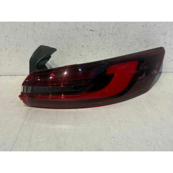 Lanterna Fiat Fastback L.d 2022 2023 2024 / Original Direito/passageiro Vermelho