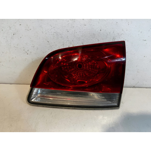 Lanterna Tampa Fiat Siena L.d 2008 2009 2010 2012 2013 / Ori Direito Vermelho