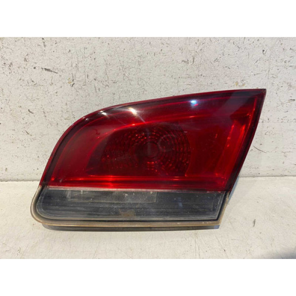 Lanterna Tampa Fiat Siena 2009 2010 2011 2012 L.d Original Direito/passageiro Vermelho