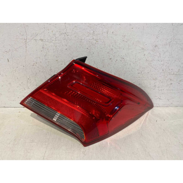 Lanterna Gm Prisma 2017 2018 2019 L.d Original Direito/passageiro Vermelho