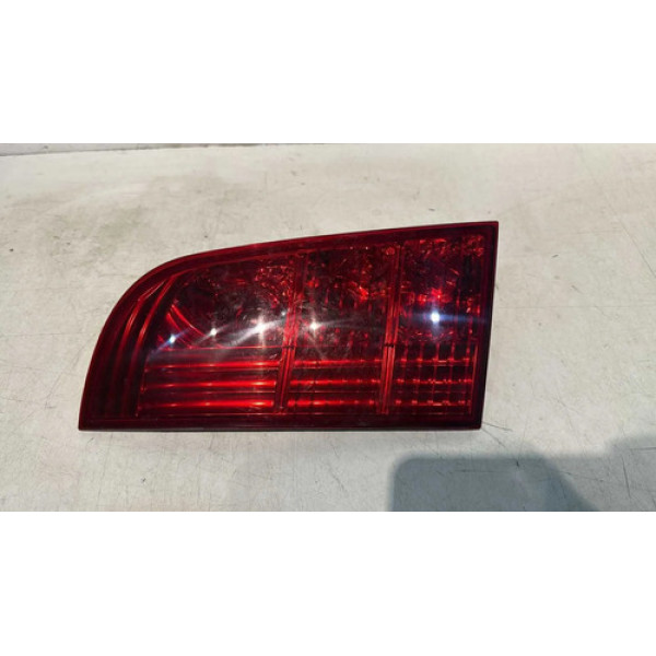 Lanterna Esquerda Tampa Traseira Palio Weekend 2004 A 2008 Esquerdo/motorista Vermelho