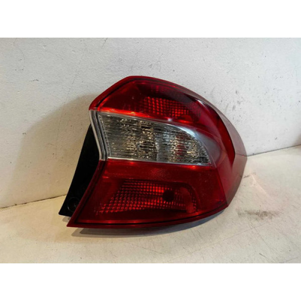 Lanterna Ford Ka Sedan L.d 2019 2020 2021 2022 / Original Direito/passageiro Vermelho
