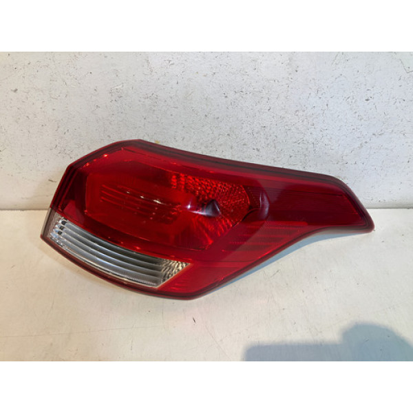 Lanterna Hyundai Creta L.d 2016 2017 2018 2019 2020 / Origin Direito/passageiro Vermelho