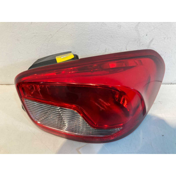 Lanterna Renault Kwid L.d 2017 2018 2019 2020 2021 / Origina Direito Vermelho