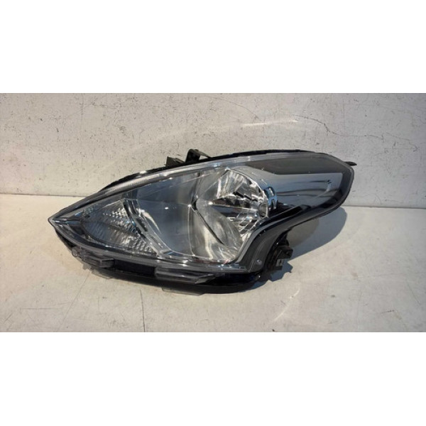 Farol Esquerdo Nissan Versa 2015 2016 2017 2018 2019 Usado Esquerdo/motorista