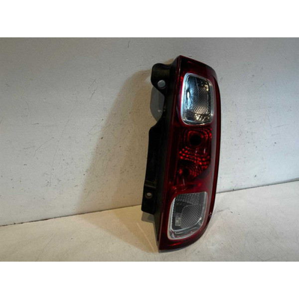 Lanterna Fiat Uno L.d 2012 2013 2014 2015 / Original Direito Vermelho