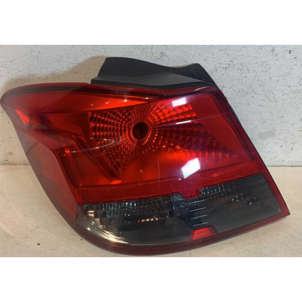 Lanterna Esquerda Chevrolet Ônix 2013 2014 2015 2016 Fumê Esquerdo/motorista Vermelho