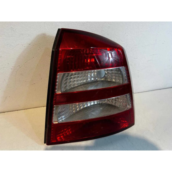 Lanterna Gm Astra 2004 2006 2008 2009 2010 2011 / Original Direito/passageiro Vermelho
