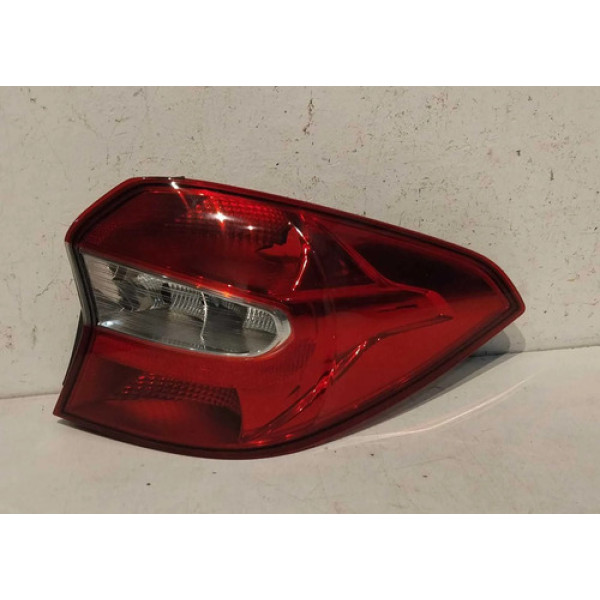 Lanterna Direita Ford Ka Sedan 2015 2016 2017 2018 Usado Direito/passageiro Vermelho