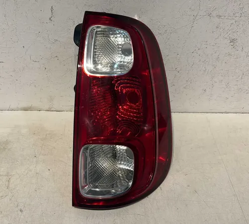Lanterna Direita Fiat Uno Vivace 2010 2011 2012 2013 2014 Direito/passageiro Vermelho