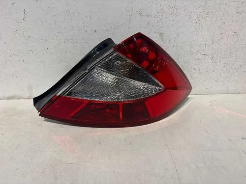Lanterna Direita Chery Cielo Sedan 2009 2010 2011 2012 Usado Direito/passageiro Vermelho