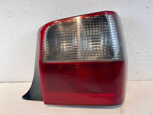 Lanterna Fiat Uno L.d 2006 2007 2008 2009 2010 2011 / Origin Direito/passageiro Vermelho